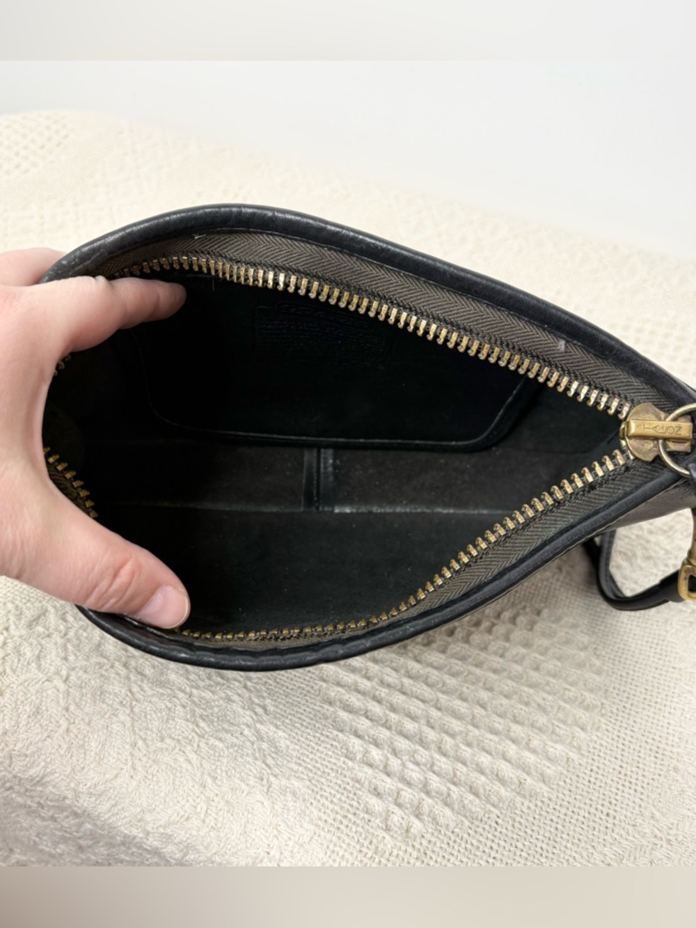 80s Vintage Coach Basic Bag 9455 NYC Black Leather Shoulder Purse - Picture 8 of 8